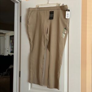 Lee women’s  Khaki Chinos